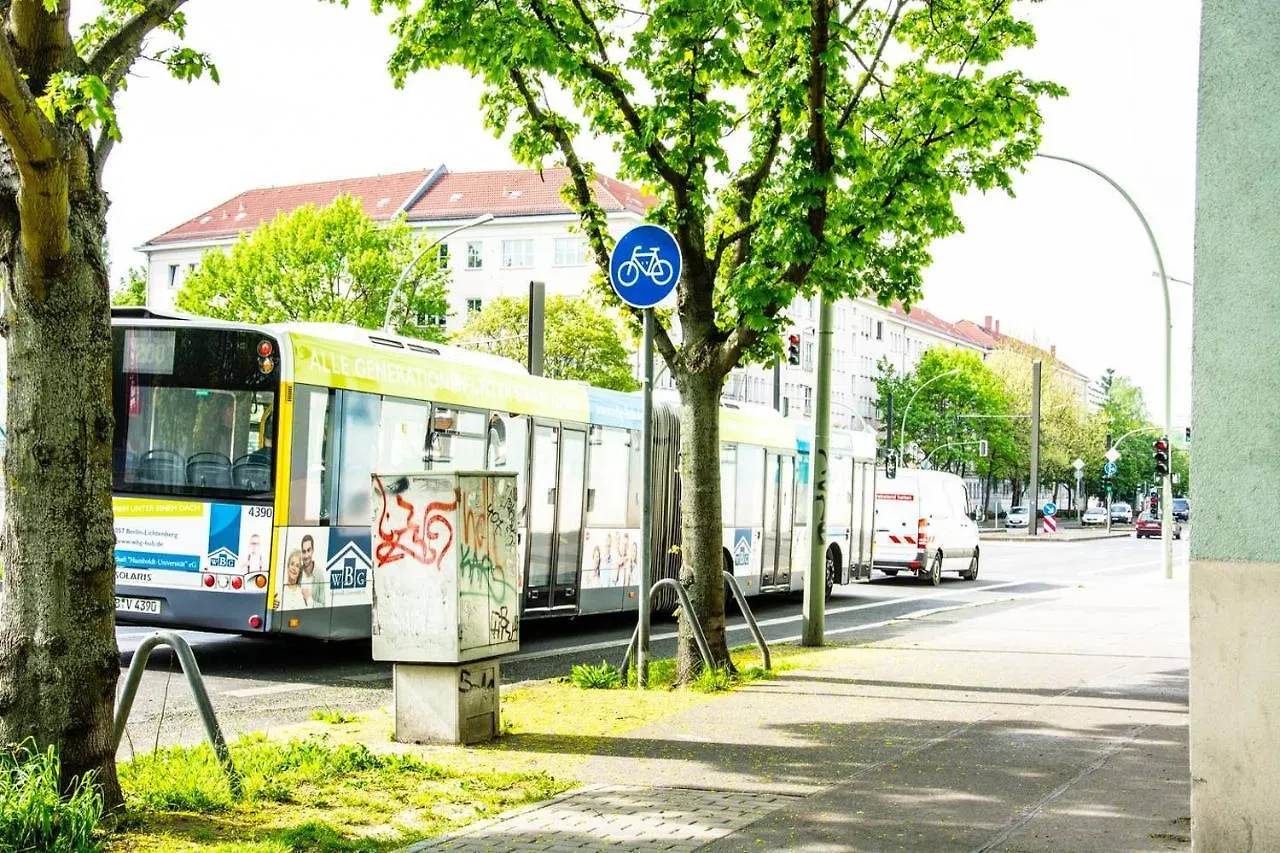 Vakantiehuis Apartment With 3 Bedroom +1.5 Bthrm +A/C In Prenzlauer Berg Berlijn Duitsland